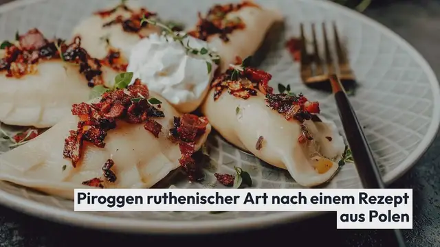 Video thumbnail for Pierogi ruskie - Polnische Piroggen mit Kartoffel-Käsefüllung