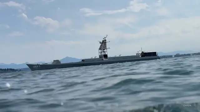 'Video thumbnail for US Navy getting Defiant: Unmanned ship highlights innovation'