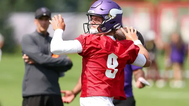 'Video thumbnail for New Quarterbacks Taking the Reigns in the Preseason'