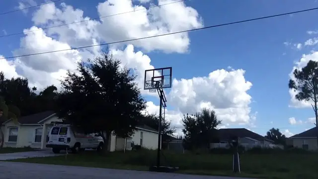 'Video thumbnail for Windmill on 10 Feet: Isaiah Rivera'