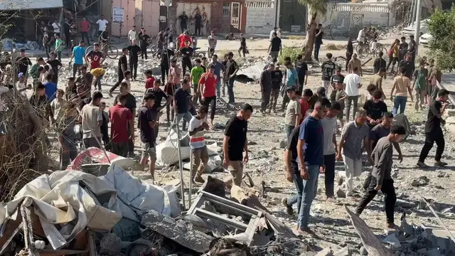 Video thumbnail for Israeli Strike Hits Gaza City 24.
