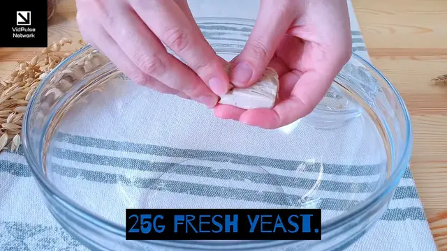 Video thumbnail for Easy Chocolate Roll Recipe