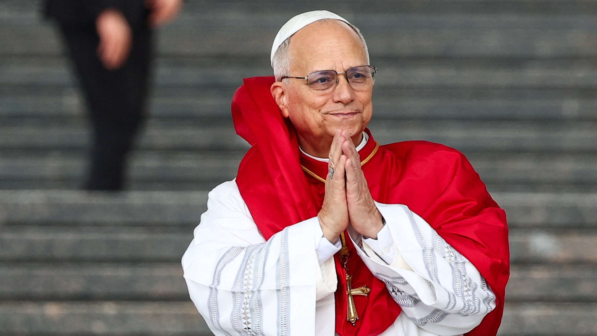 Video thumbnail for Pope Leo has ‘no fear’ of Trump admin as president blasts his stance on Iran war