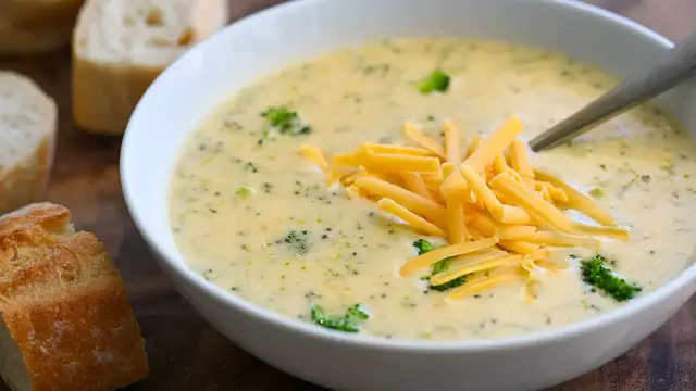 Video thumbnail for Cheesy Broccoli Soup Recipe