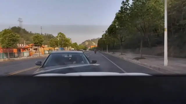 Video thumbnail for Dashcam Catches Shocking Head-On Crash in Hubei