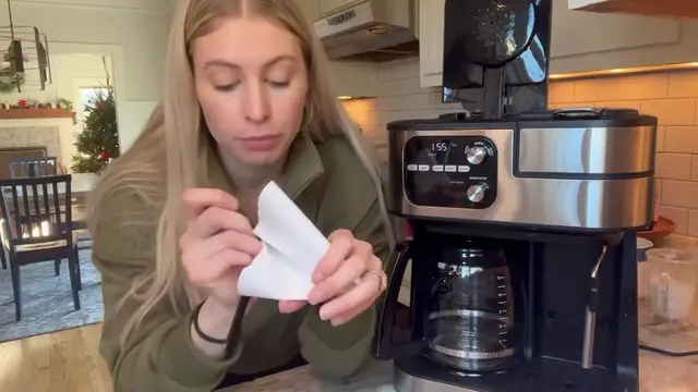 Video thumbnail for How to brew a pot of coffee in Cuisinart Coffee Center® Barista Bar 4 in 1 Coffee Maker(720P HD)