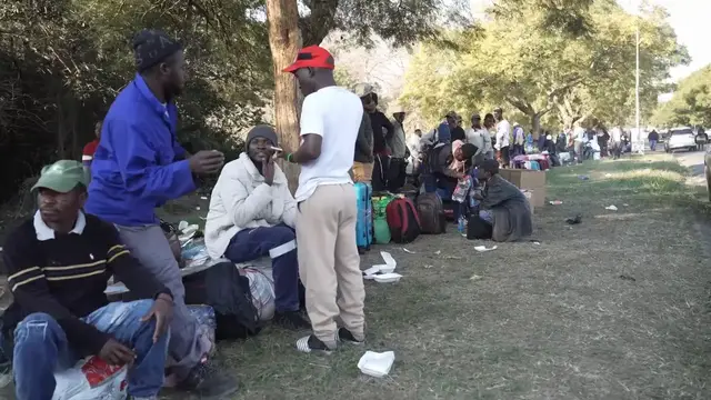 Video thumbnail for South Africa: Malawian migrants depart South Africa following xenophobic violence.