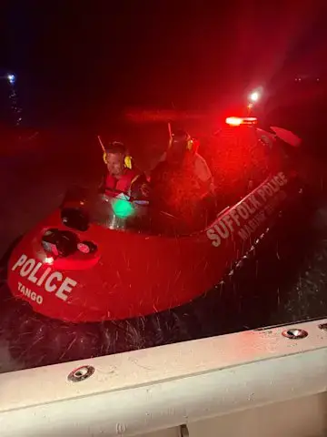 Video thumbnail for Copiague family rescued after boat runs aground in the mouth of the Fire Island Inlet