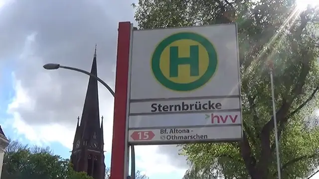 Video thumbnail for Hamburg Die Sternbrücke im April 2024 – Erste Abbruchmaßnahmen rund um die Baustelle