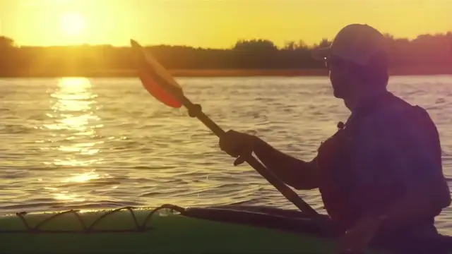 Video thumbnail for Sea Kayaking in Abitibi-Témiscamingue | Paddle Tales