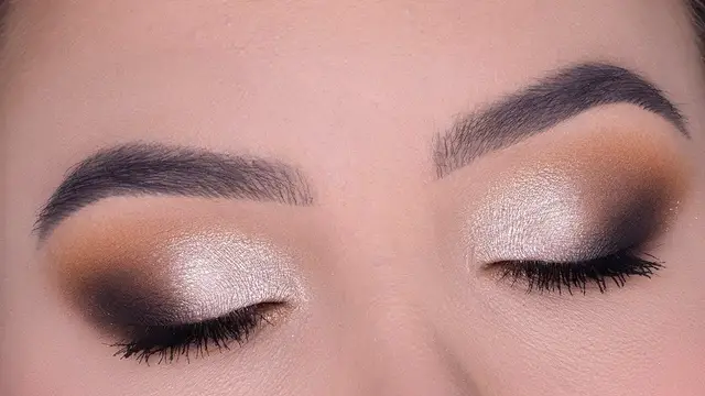 Video thumbnail for The Perfect Soft Glam Eye Makeup Look | Beginner Friendly