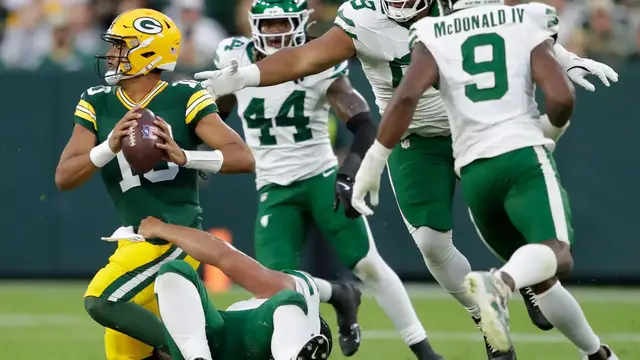 'Video thumbnail for How Concerned Should Packers' Fans Be About Love's Thumb?'