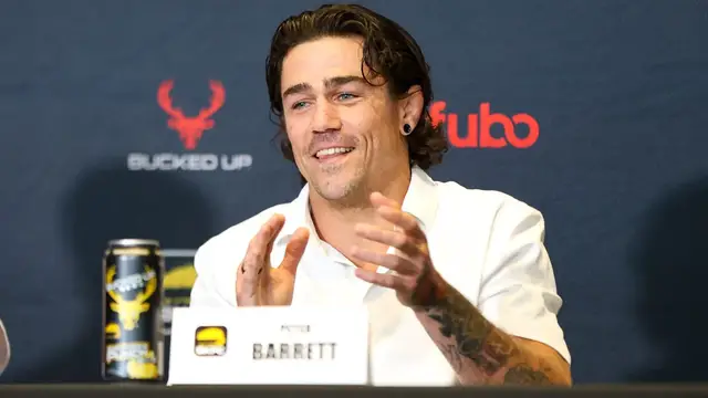 Video thumbnail for Peter Barrett Sets Knockdown Record at Fenway BKFC Event