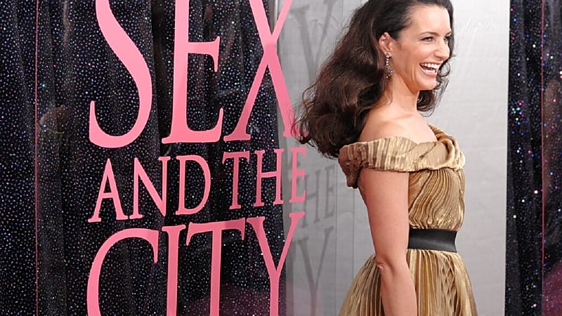 Video thumbnail for UN Goodwill Ambassador Kristin Davis meets refugees in South Sudanese