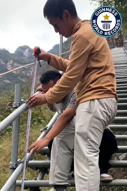 Video thumbnail for Sichuan's record-breaking steel staircase: a life-changing innovation