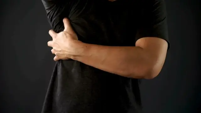 Video thumbnail for If someone transplanted another person's heart, would his feelings change? Or will his original feelings remain the same?