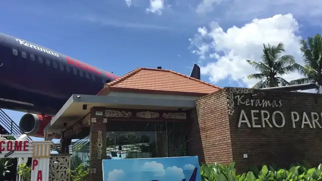 Video thumbnail for Amazing Restaurant Built Inside Abandoned Aeroplane | Happily TV