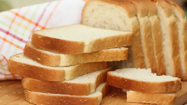 Video thumbnail for What You Should Absolutely Always Buy At Dollar Stores