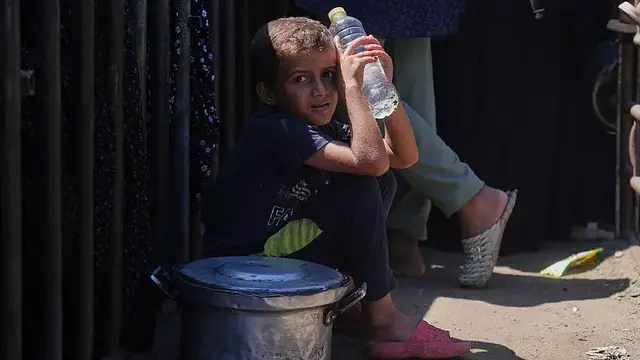 'Video thumbnail for Gaza war sparks education crisis, 660,000 children out of school - UN'