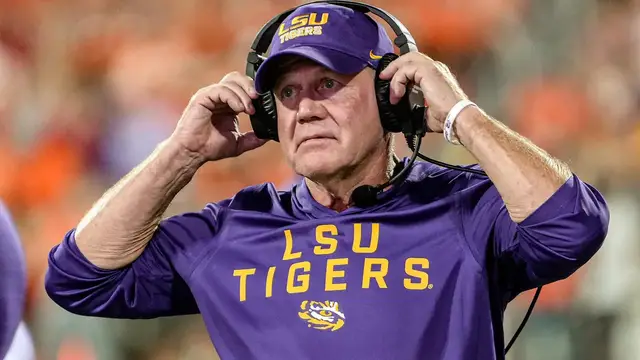 'Video thumbnail for How Much Pressure Is Brian Kelly Under to Start Fast?'