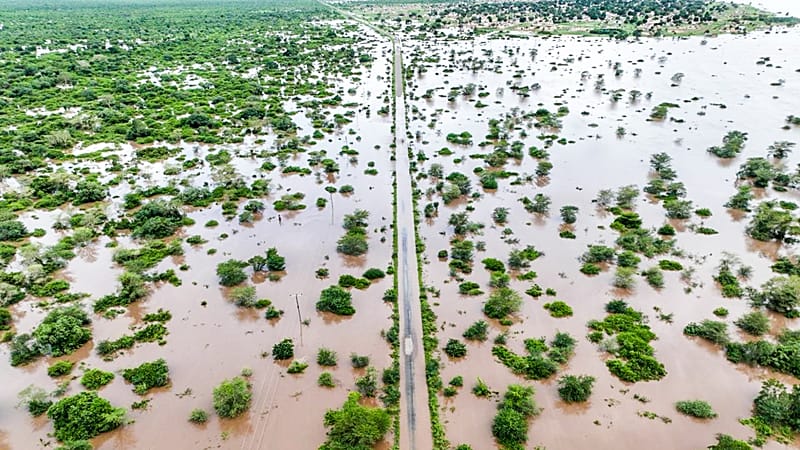 Video thumbnail for Mozambique floods cut off communities as UN agencies struggle to respond