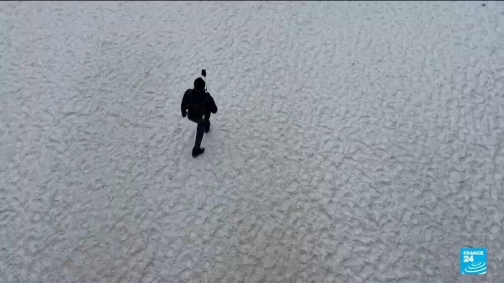 Video thumbnail for United States hit by unprecedented snowstorm