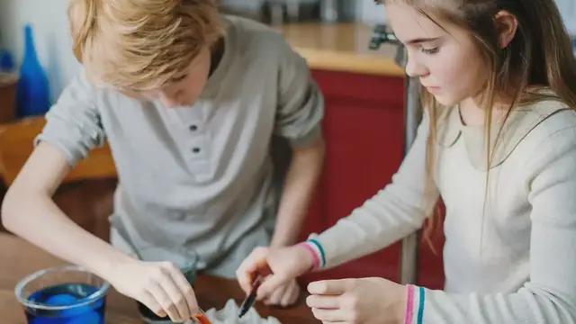 'Video thumbnail for DIY Textile Dyeing with Food Coloring: A Beginner's Guide'