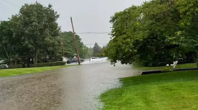 Video thumbnail for Emergency crews respond to more than a dozen calls during storm in Rockland