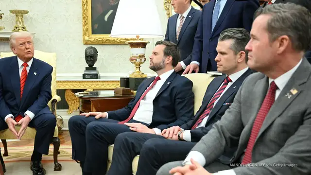 Video thumbnail for Republicans are concerned about Trump admin's handling of sensitive intel