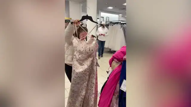 Video thumbnail for Teen With Autism Goes Viral For Heartwarming Reaction To Girlfriend's New Dress | Happily TV