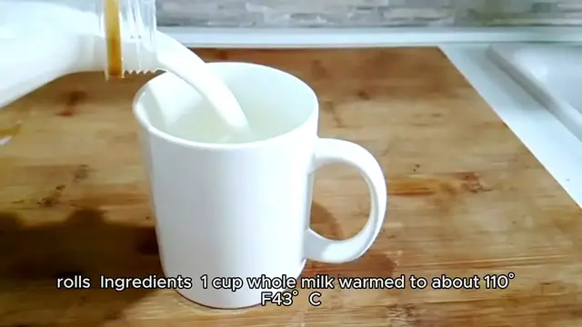 Video thumbnail for Dinner rolls recipe