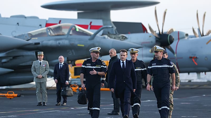 Video thumbnail for Iran warns European countries against sending warships to Strait of Hormuz