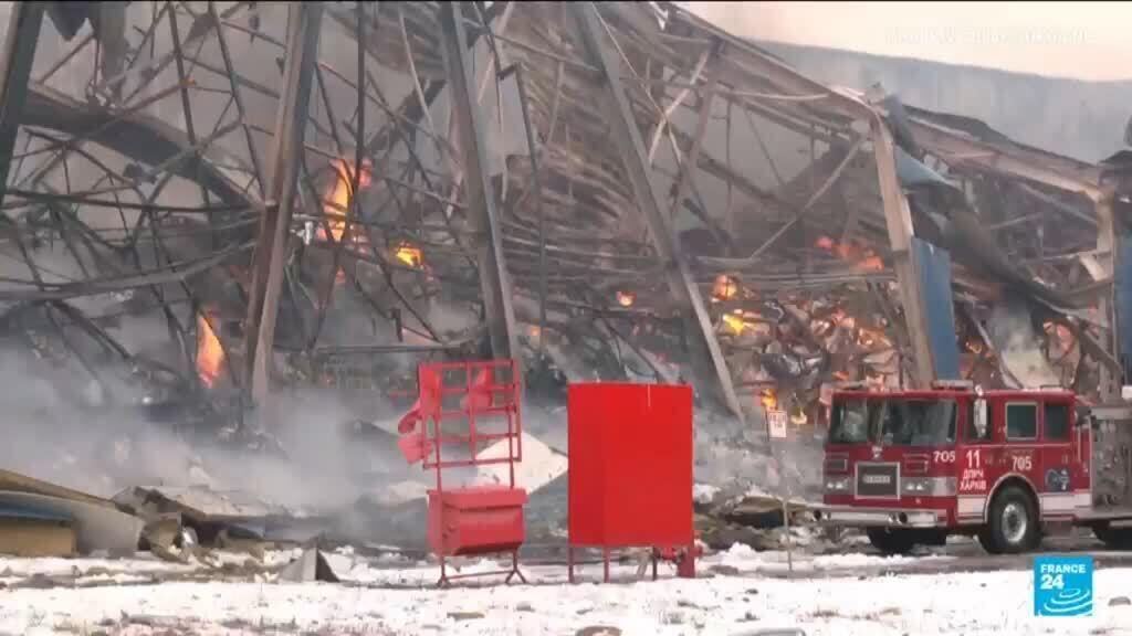 Video thumbnail for Ukrainians sceptical after Russia announces agreeing to temporarily stop strikes