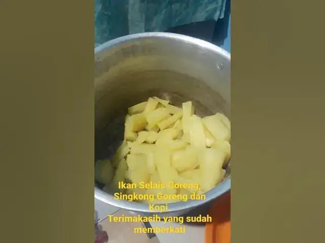 Video thumbnail for Ikan Selais, Singkong Goreng dan Kopi. Menu Santai di Malam Hari