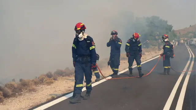 'Video thumbnail for Wildfires in Greece force mass evacuations as firefighters battle intense blazes'