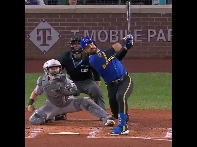 'Video thumbnail for Eugenio Suarez CRUSHES His 49th Home Run of Season!'