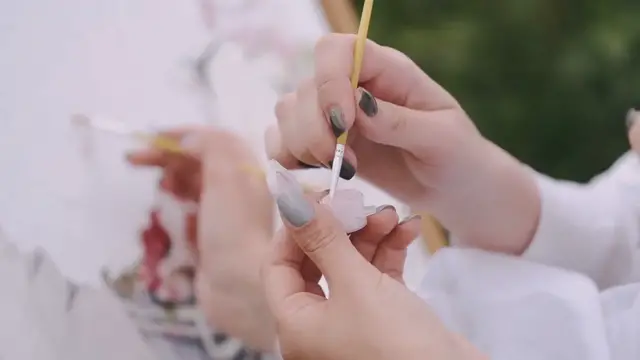 'Video thumbnail for Fingernail Painting Tips for Beginners: Mastering the Art with Ease'