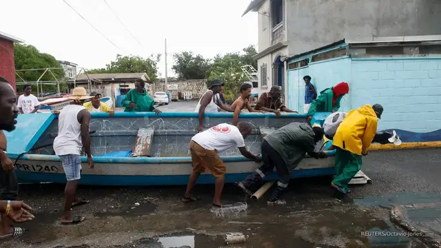 'Video thumbnail for Hurricane Melissa grows into a Category 4, but the worst is yet to come'