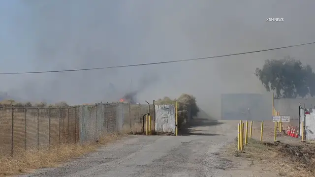 Video thumbnail for US, Bakersfield: Bakersfield 2nd Alarm Vegetation Fire Engulfs Multiple Structures.