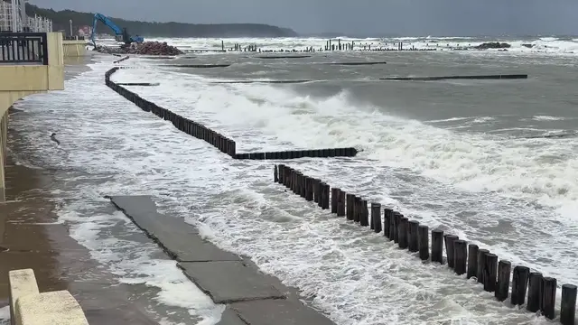 Video thumbnail for Russia: Stormy weather in Kaliningrad Region, Russia.