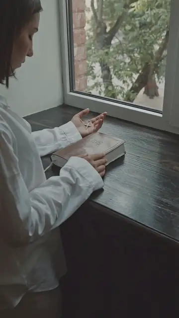 Video thumbnail for Oraciones de la Mañana para Fe y Esperanza 🌞 Tu eres mi escudo