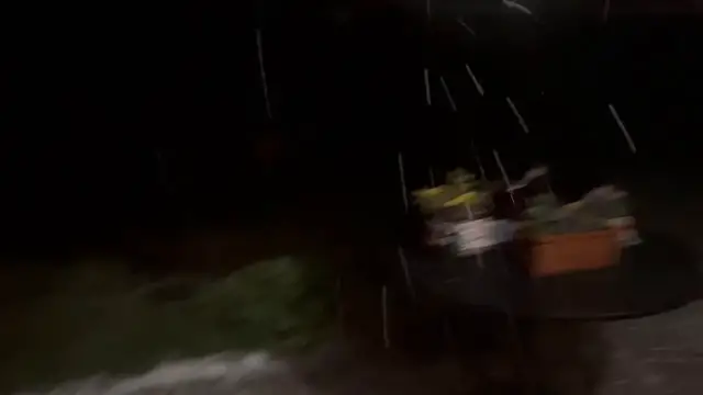 Video thumbnail for US: Severe Thunderstorm Brings Hail to Evergreen, CO.