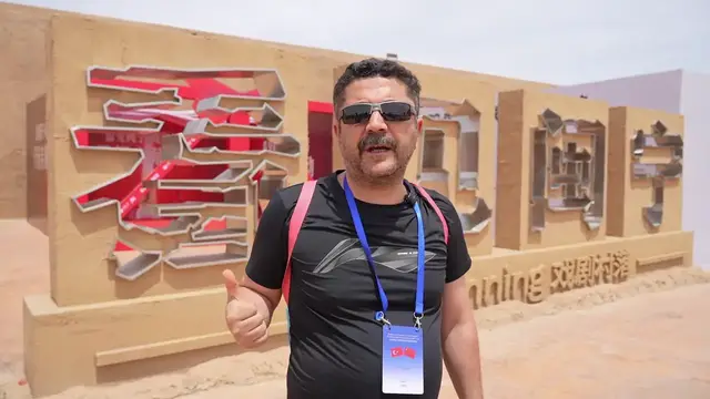 Video thumbnail for China: Global South media group explores Minning Town's transformation in NW China.