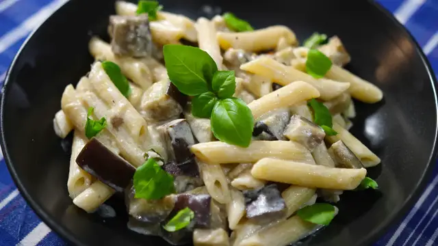 Video thumbnail for White Sauce Eggplant Pasta – So Creamy, So Delicious!