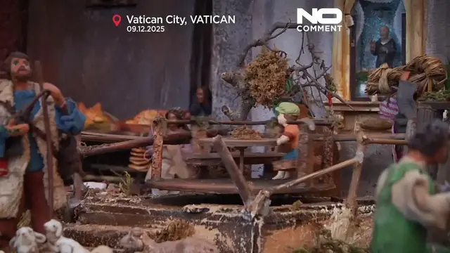 Video thumbnail for Fugitive in Italy arrested after hiding in nativity scene as fake statue