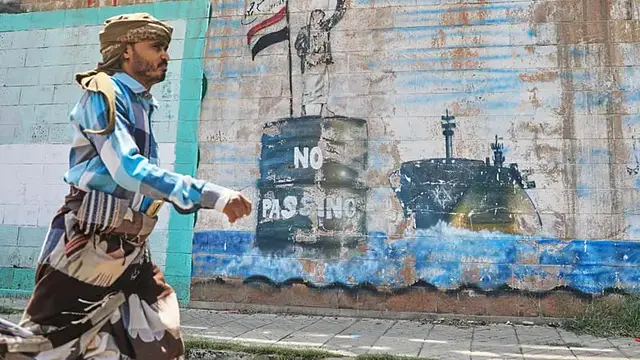 Video thumbnail for Yemeni government forces launch major offensive to retake Houthi-held territory