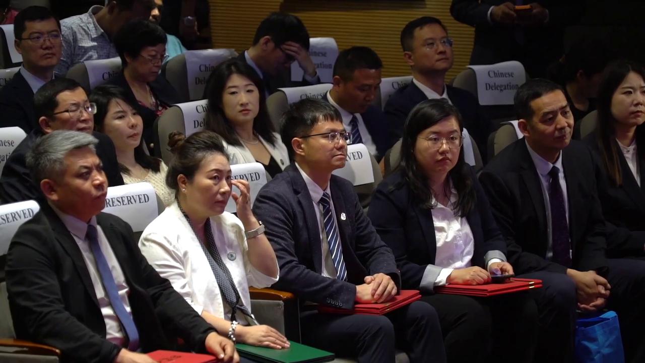 Video thumbnail for Sri Lanka: China-Bangladesh Education Forum draws thousands in Dhaka.