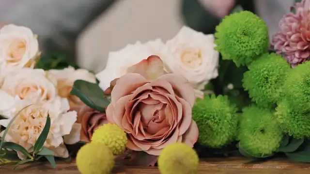 Video thumbnail for Growing Sweet Peas from Seeds