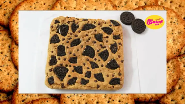 Video thumbnail for Cookies and Cream Oreo Blondies Recipe