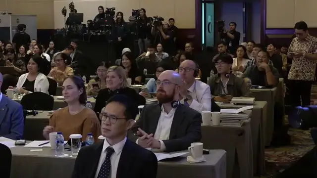 Video thumbnail for Indonesia: China-Indonesia think tank and media forum held in Jakarta.